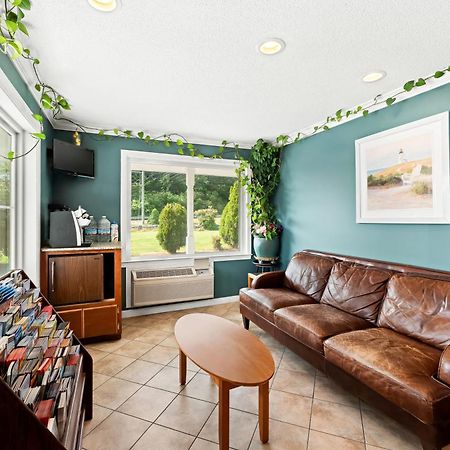 Americas Best Value Inn Stonington Mystic Kültér fotó